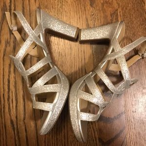 Sparkly silver Dress shoes